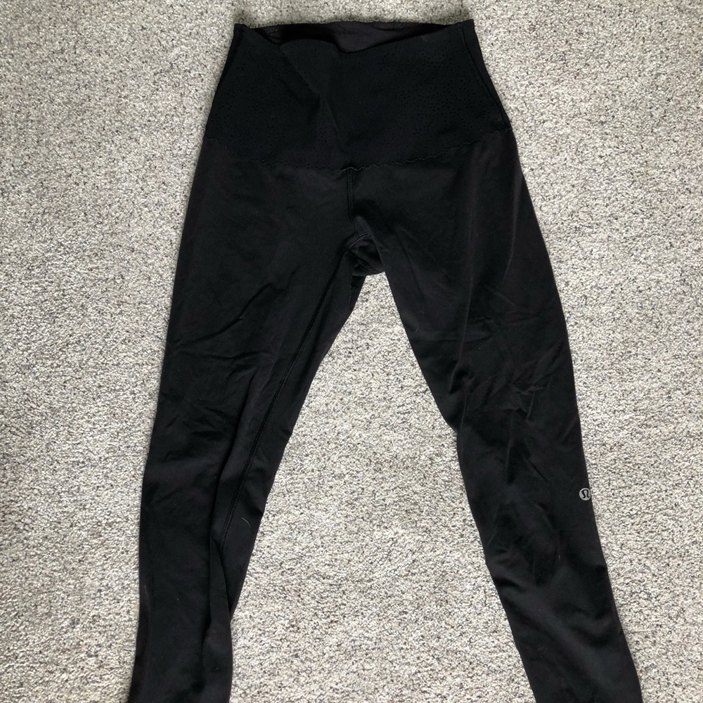 Lululemon Size 6 black leggings